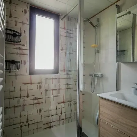 Appartement Deux Pieces Meuble - 4 4 Couchages La Rochelle
